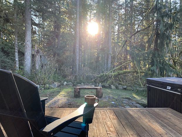 Photo 4 for The Hideout-Mt Baker Cabin w/ Hot Tub & Sauna