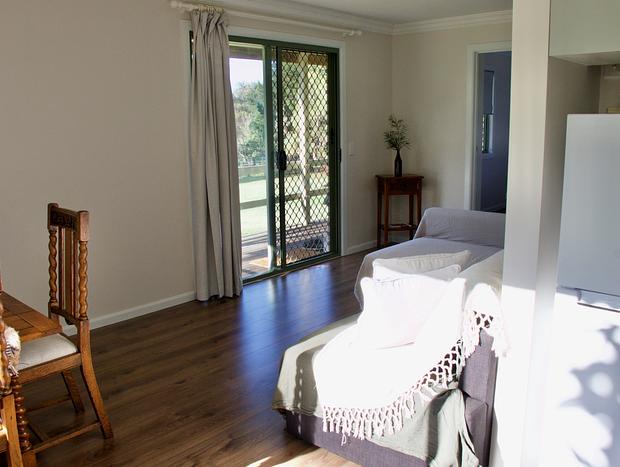 Photo 7 for Ficus Cabin- Under the Morton Bay