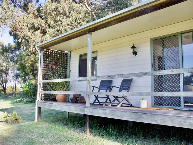 Photo 4 for Ficus Cabin- Under the Morton Bay