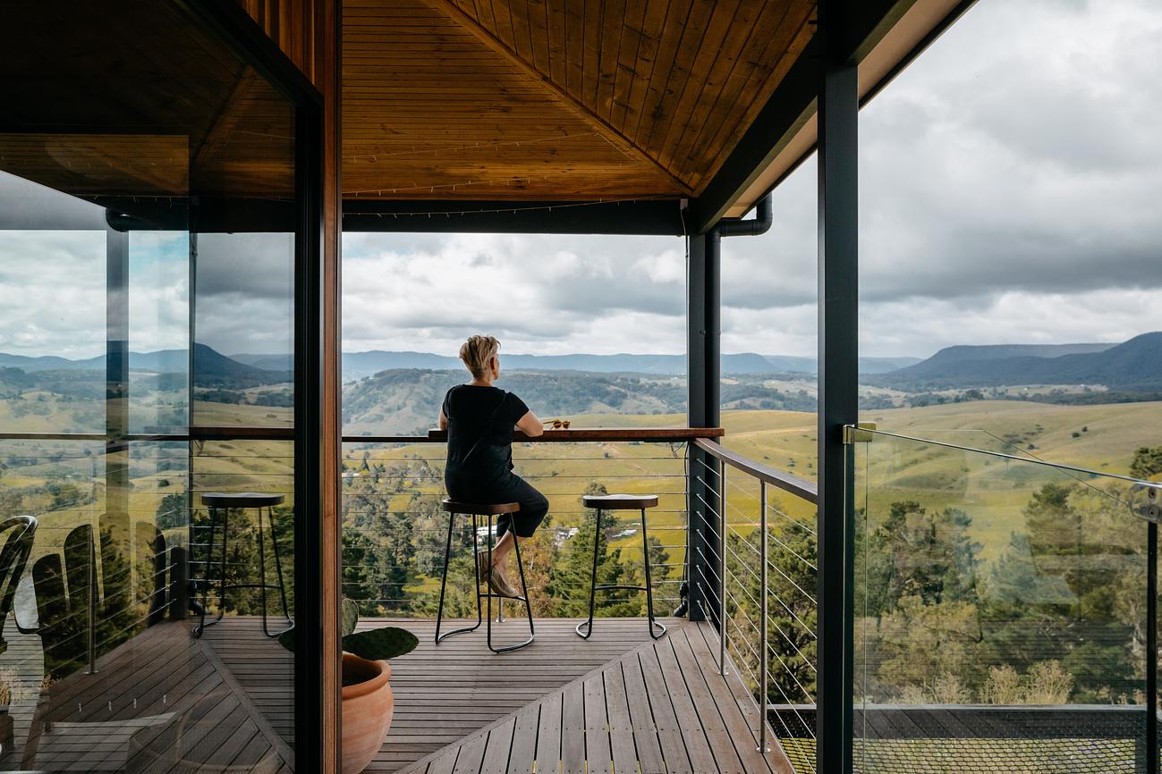 The Hilltop Cabin a Private Mountain Oasis Cabin for Rent in Kanimbla