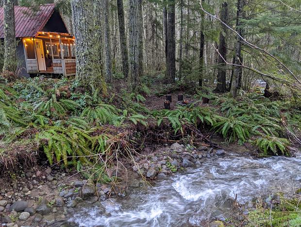 Photo 32 for New Creekside Cabin - Mt Rainier National Park
