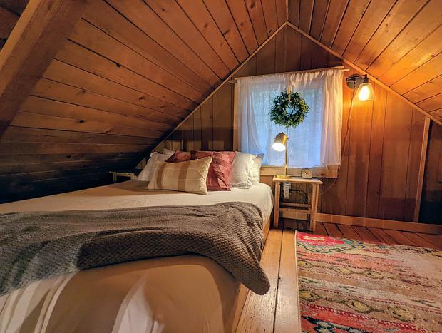 Photo 12 for New Creekside Cabin - Mt Rainier National Park