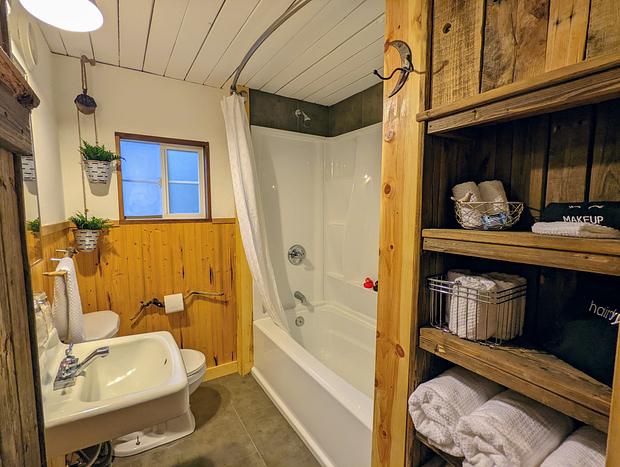 Photo 16 for New Creekside Cabin - Mt Rainier National Park