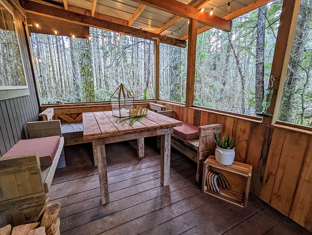 Photo 27 for New Creekside Cabin - Mt Rainier National Park
