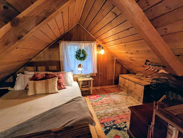 Photo 11 for New Creekside Cabin - Mt Rainier National Park
