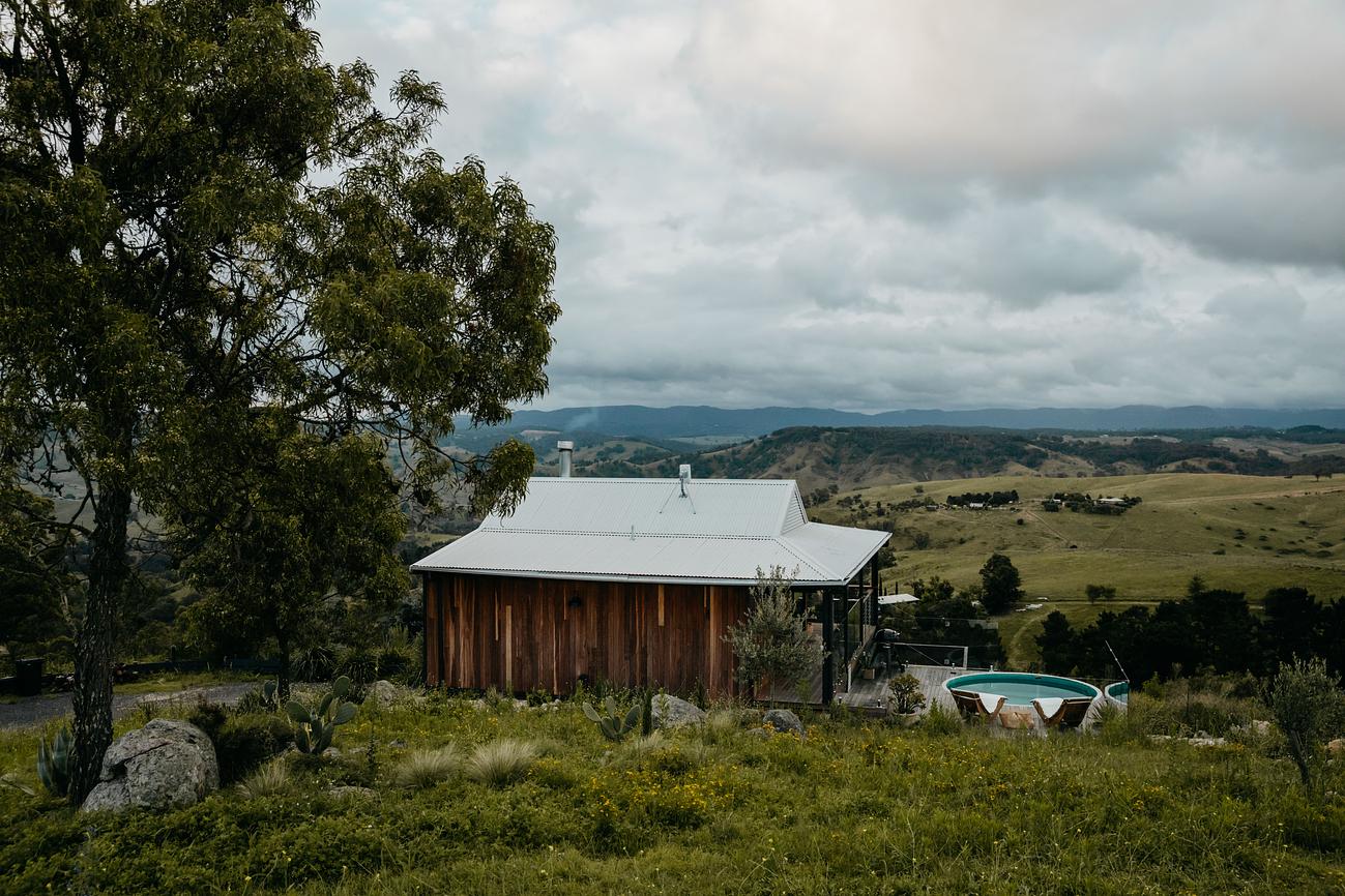 The Hilltop Cabin a Private Mountain Oasis Cabin for Rent in Kanimbla