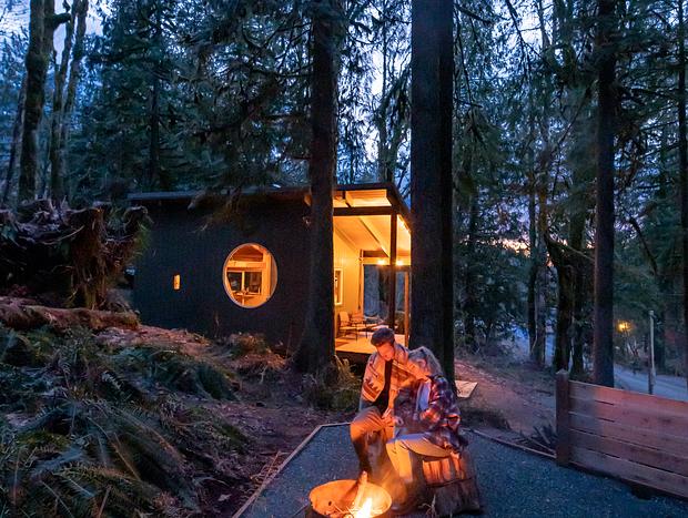 Photo 16 for A Cozy Loft Stay in the Central Cascades