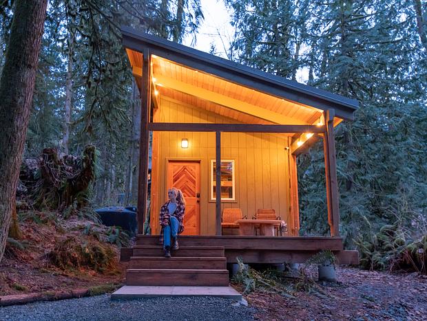 Photo 17 for A Cozy Loft Stay in the Central Cascades