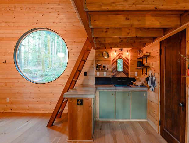 Photo 5 for A Cozy Loft Stay in the Central Cascades