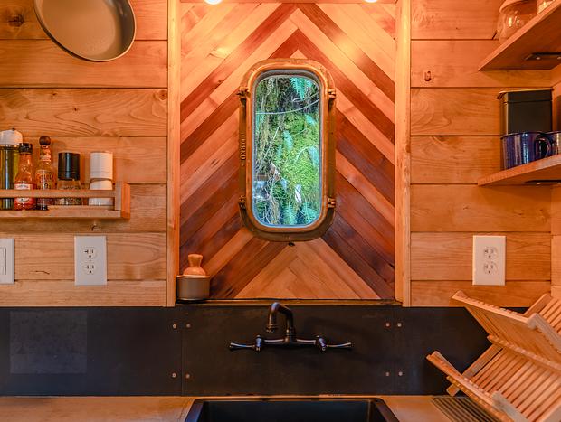 Photo 6 for A Cozy Loft Stay in the Central Cascades