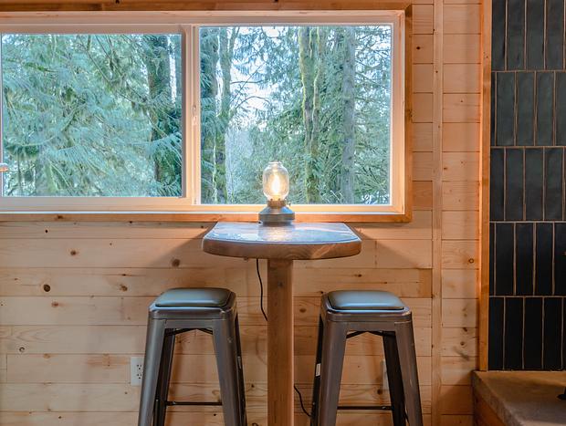 Photo 9 for A Cozy Loft Stay in the Central Cascades
