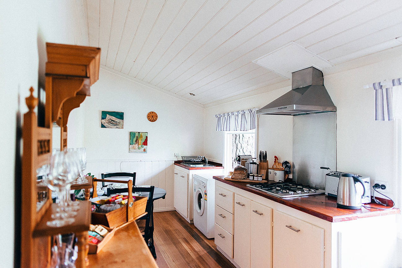 Wild Orchid Luxury Cottage Cottage For Rent In Olinda Vic Au