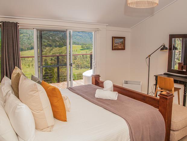 Photo 28 for Riverlea Retreat Mudgee - Private Outdoor Bath & Pool