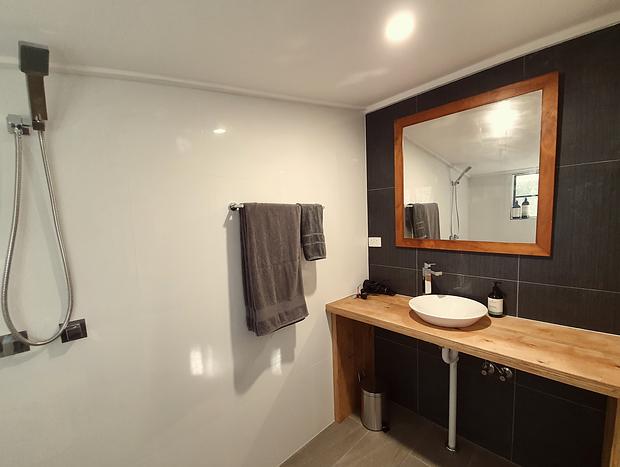 Photo 45 for Riverlea Retreat Mudgee - Private Outdoor Bath & Pool
