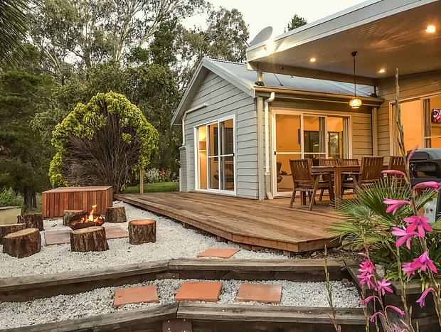 Photo 4 for Riverlea Retreat Mudgee - Private Outdoor Bath & Pool