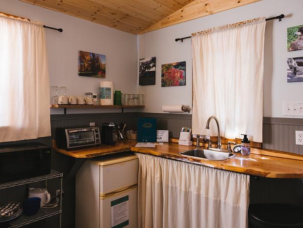Photo 3 for A Cozy Corner in Maple Falls