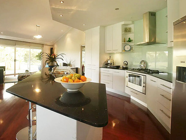 Photo 7 for The Rotating House