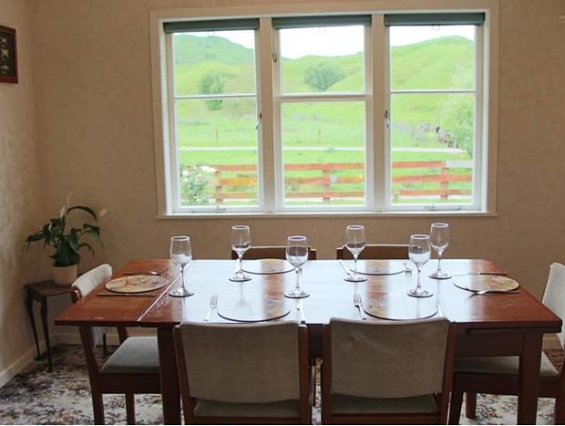Photo 4 for Te Kohanga Cottage