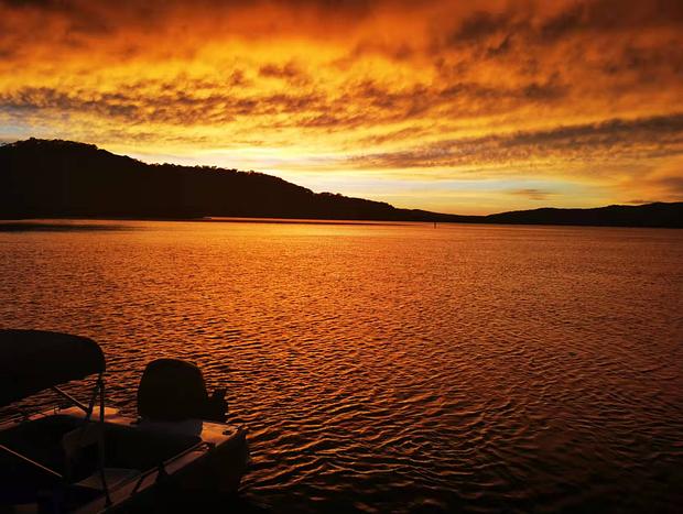 Photo 15 for The Perfect Waterfront Escape