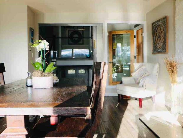 Photo 16 for Breathtaking Mt Rainier & Cascade views & hot tub