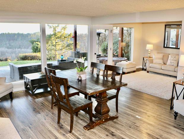 Photo 14 for Breathtaking Mt Rainier & Cascade views & hot tub