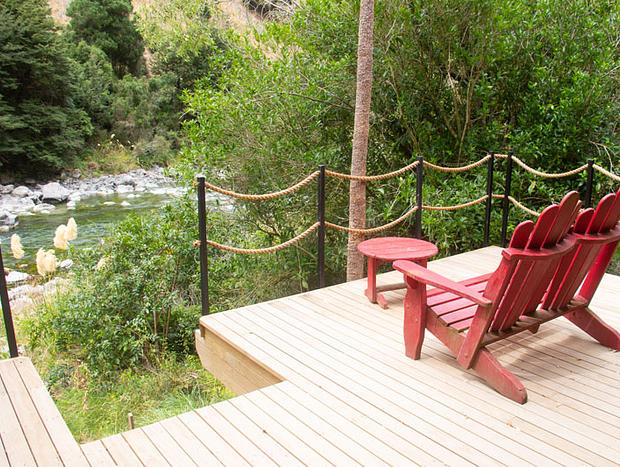 Photo 5 for 'The Bus' - Secret Bus Hideaway by the Rangitikei River