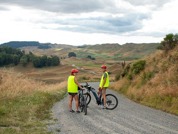 Photo 13 for 'The Bus' - Secret Bus Hideaway by the Rangitikei River