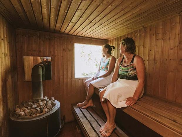 Photo 10 for 'The Bus' - Secret Bus Hideaway by the Rangitikei River