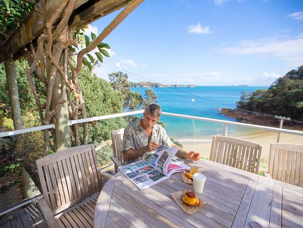 Photo 9 for Mid Week on Waiheke