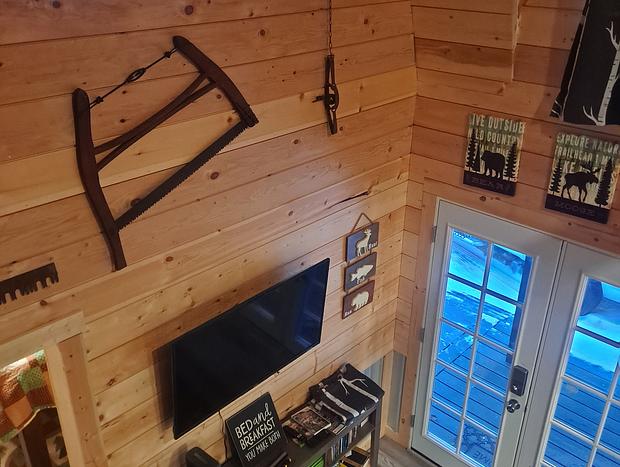 Photo 6 for Little Feet Retreat - A Mt. Rainer Cabin Escape