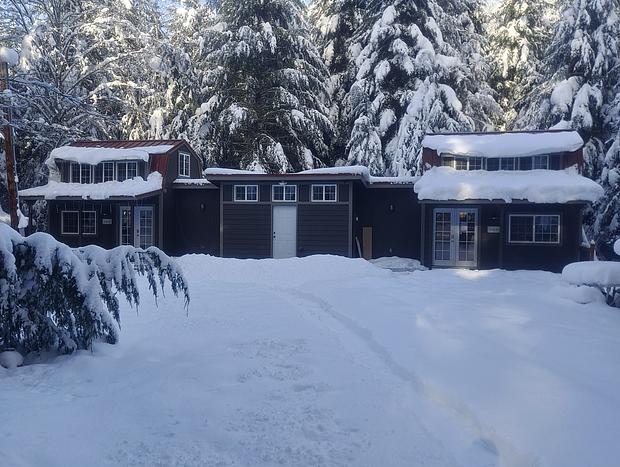 Photo 20 for Little Feet Retreat - A Mt. Rainer Cabin Escape