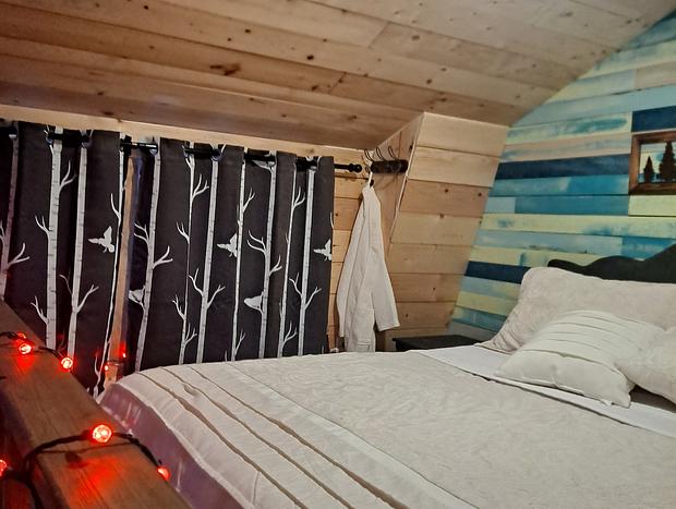 Photo 11 for Little Feet Retreat - A Mt. Rainer Cabin Escape