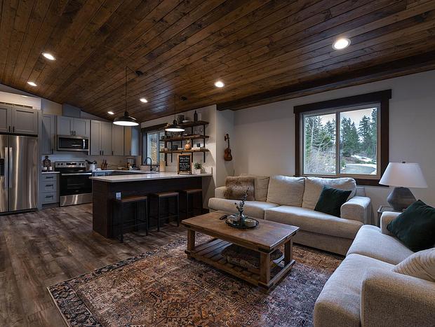 Photo 12 for Peaceful Mountain Home on 5 acres w/ Hot Tub