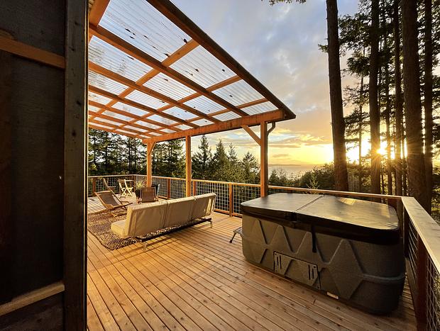 Photo 27 for The Eagle's Nest w/ Hot Tub & Water Views