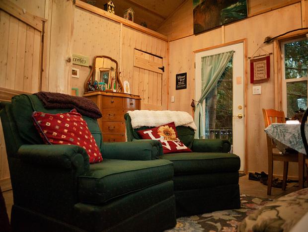 Photo 2 for Rural Treehouse Hideaway