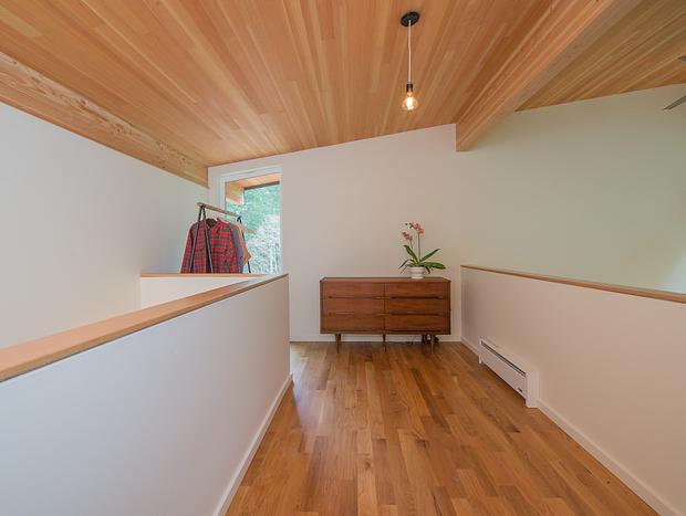 Photo 11 for Gorge Modern Cabin - Your Own Private World