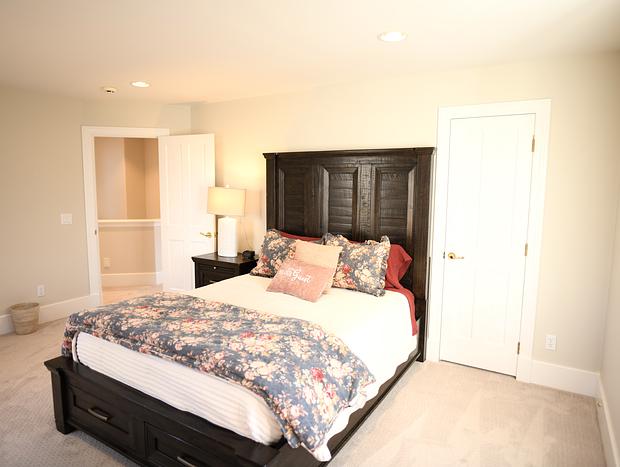 Photo 33 for Oakshire Guest House - Jacuzzi + Incredible Views