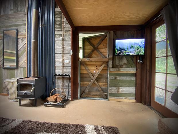 Photo 5 for Chateau du Shed