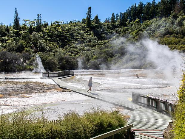 Photo 4 for A Lost World - Orakei Korako