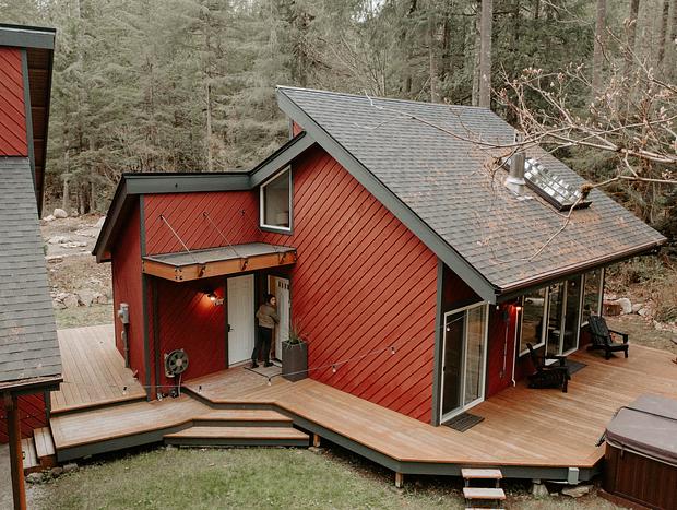 Photo 13 for Super Cozy Cabin near the Creek