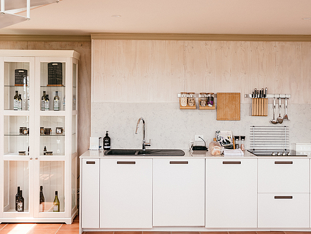 Photo 3 for The House On The Hill