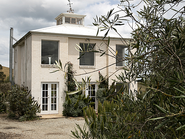 Photo 9 for The House On The Hill