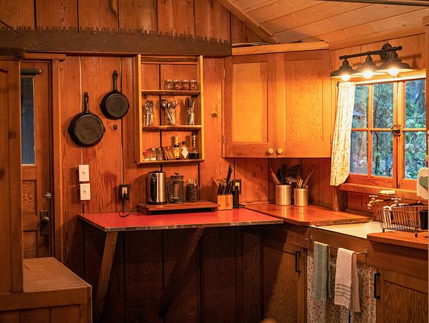 Photo 6 for Cozy Up in Historic Cedarwood Cabin