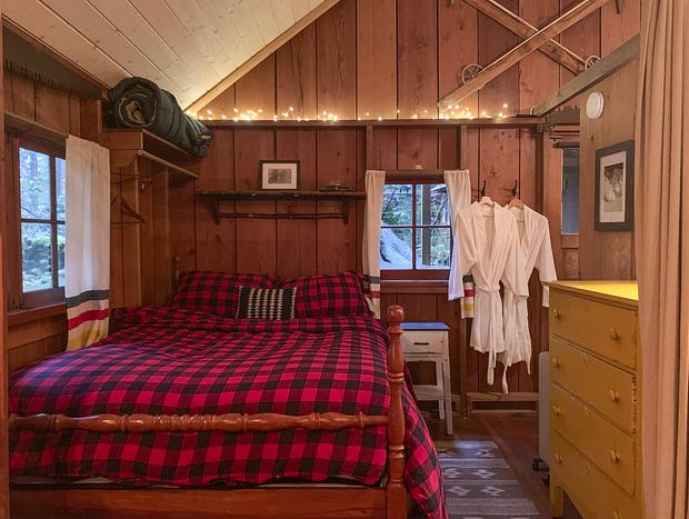 Photo 4 for Cozy Up in Historic Cedarwood Cabin