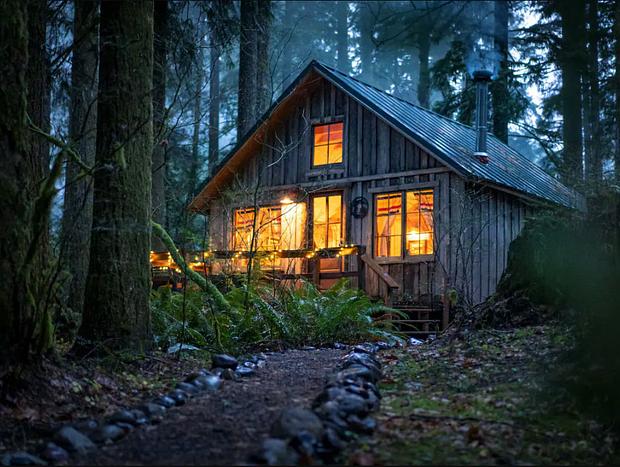 Photo 5 for Cozy Up in Historic Cedarwood Cabin