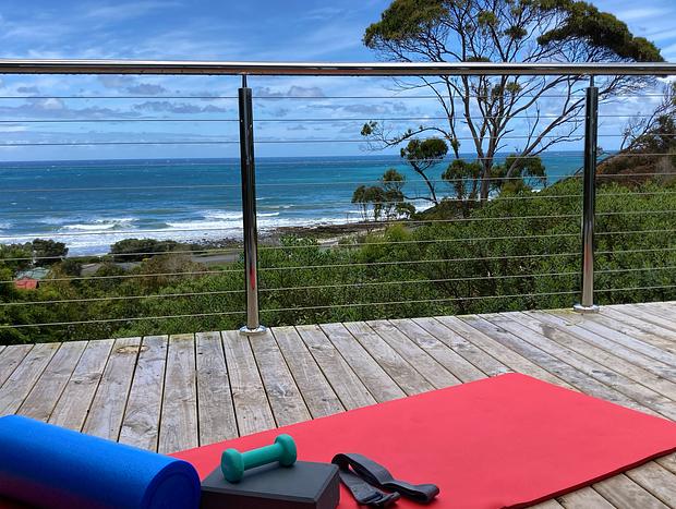 Photo 10 for Periton Lodge - Retro Beach House