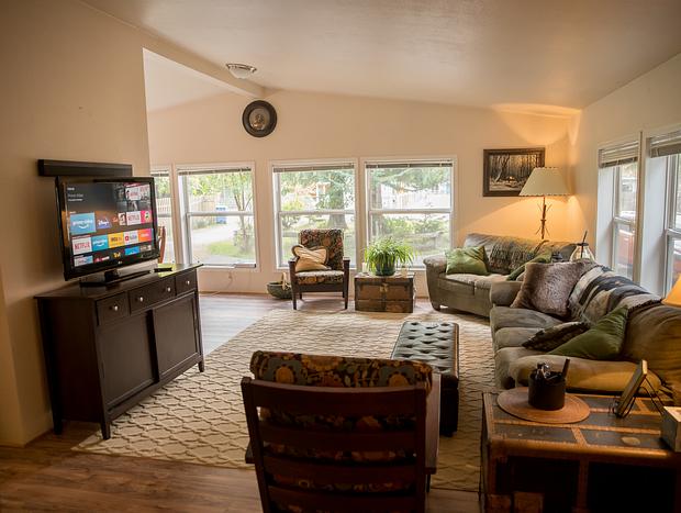 Photo 6 for Mt Rainier & White Pass Family Getaway & Hot Tub