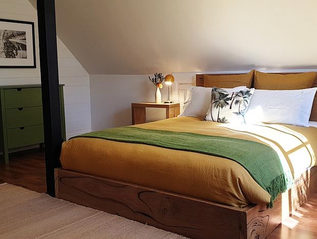 Photo 18 for Driftwood Coastal Cottage..Woodfire..Linen..Outdoor bath..Perfect base for Wilsons Prom.