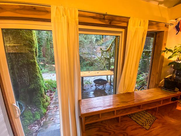 Photo 14 for Caretakers Cottage - Cedar Sauna & Hot Tub