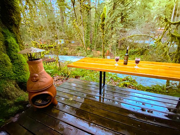 Photo 23 for Caretakers Cottage - Cedar Sauna & Hot Tub